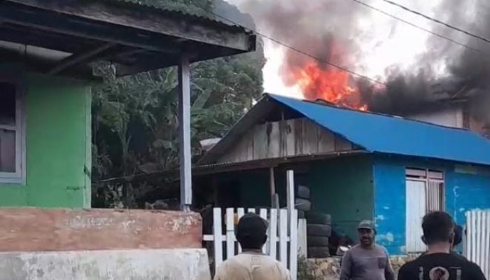 Naas, Rumah Seorang Caleg Dapil 4 Bangkep Dilalap Si Jago Merah