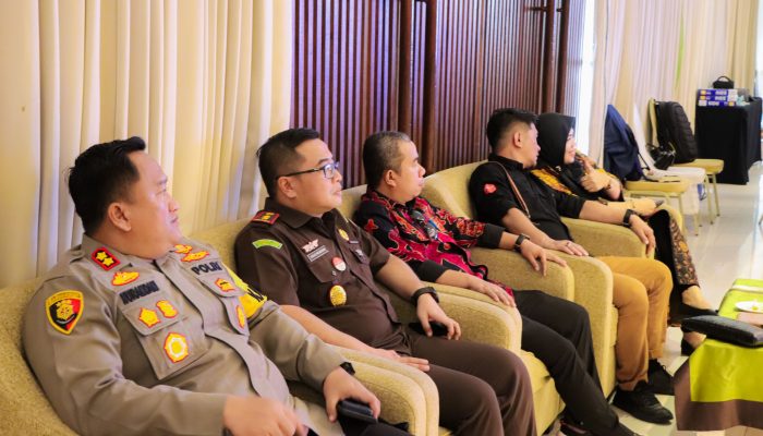 Kapolres Banggai Turun Langsung Pantau Pengamanan Pleno Penghitungan Suara