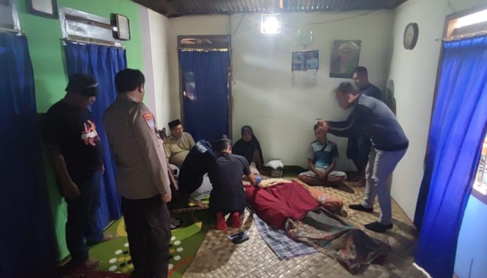 Geger! Mayat Pria Ditemukan di Jalan Tani Nambo, Muka dan Dada Lebam