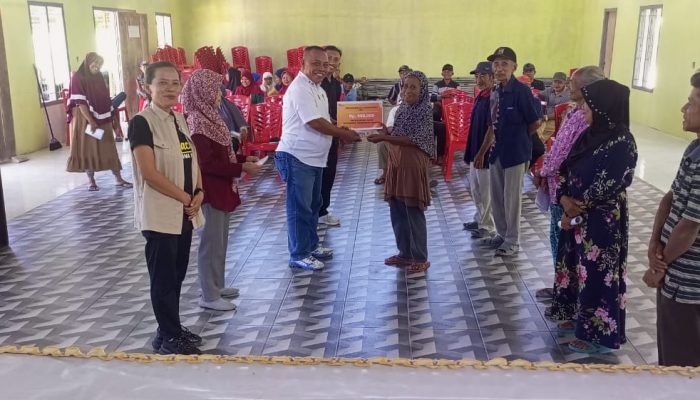 Pemdes Kampung Baru Tingsel Salurkan BLT-DD Tahap 1 untuk 34 KK 