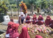 SDN Andolia Berduka, Ummi Suhartini Guru Kelas 4 Wafat