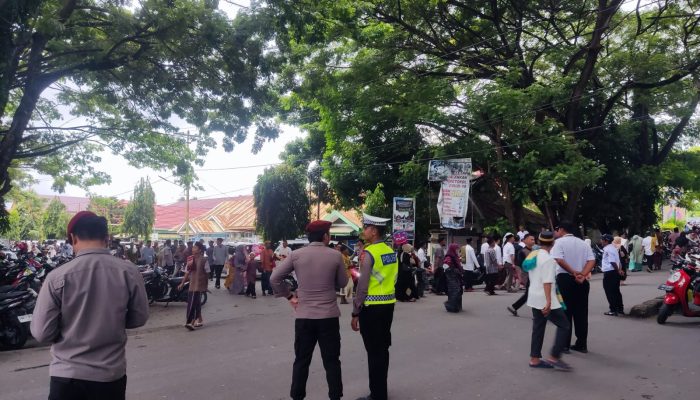 Sholat Idul Fitri 1445 Hijriah di Banggai Berlangsung Aman dan Lancar