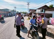 Cegah Masuknya Barang Terlarang, Polsek Batui Gelar Razia Kendaraan