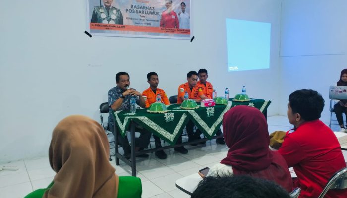 Kuliah Pakar, Rektor Apresiasi Kolaborasi UKM-KSR PMI Unismuh Luwuk dan Basarnas 