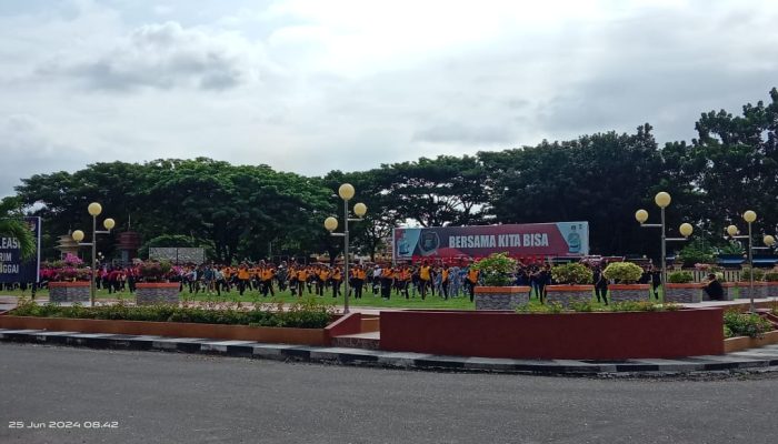 Peringati HUT Bhayangkara, Polres Banggai Gelar Senam Bersama dan Beragam Lomba 