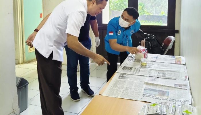 Cegah Penyalahgunaan Narkoba, Kejari Banggal Laut Gelar Tes Urine