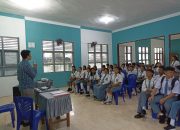 Disambut Antusias, Dosen Prodi D III Keperawatan Luwuk Edukasi Pelajar SMA di Kota Luwuk Tentang Nutrisi