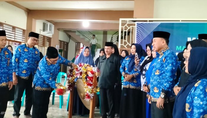 Dibuka Kepala Kemenag, 279 Siswa Baru MTsN 1 Banggai Ikuti Masa Taaruf atau Mompokanaya 