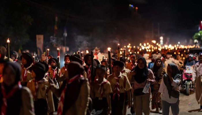 Pawai Obor dan Upacara Ulang Janji Pramuka Meriahkan Hari Pramuka ke 63 di Banggai