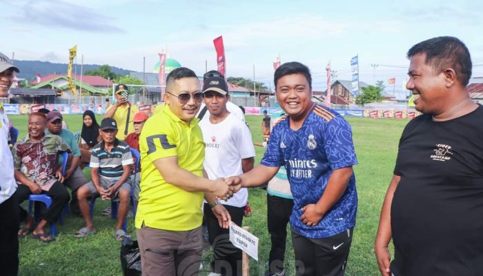 Diikuti 32 Tim, Turnamen Sepakbola Camat Luwuk Utara Cup Resmi Bergulir