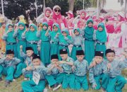 Ikut Meriahkan Lomba Gerak Jalan, Kelas 1A SDN Maahas Tampilkan 4 Variasi