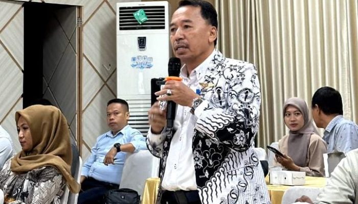 Hadiri Forum Konsultasi Publik, Ketua PGRI Apresiasi Pelayanan KPPN Luwuk