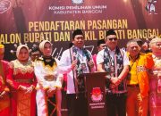 Resmi Daftar di KPU, Herwin-Hepy Siap Rebut Kemenangan dengan Riang Gembira 