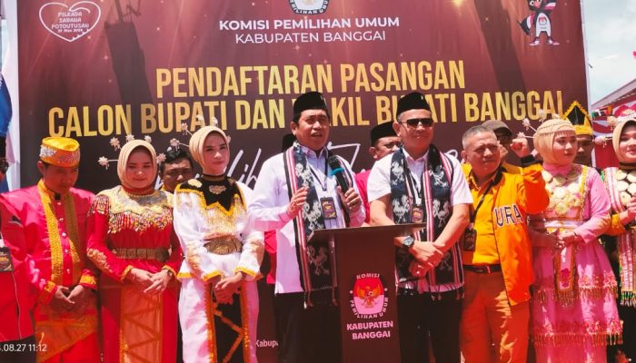 Resmi Daftar di KPU, Herwin-Hepy Siap Rebut Kemenangan dengan Riang Gembira 