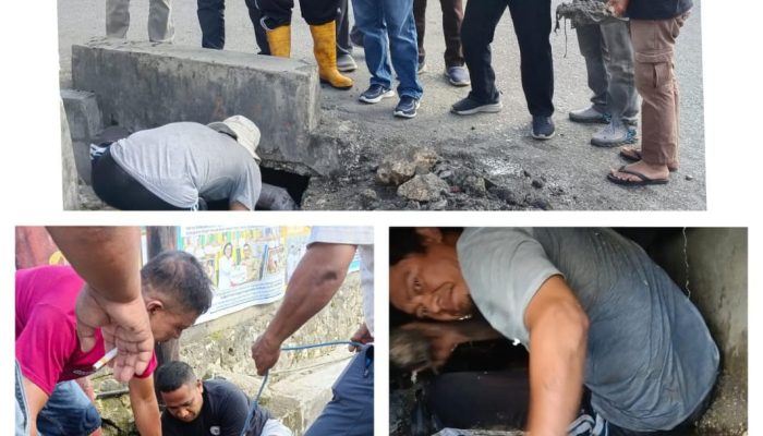 Pemcam Luwuk Bersama Lurah Bersihkan Drainase Seputaran Jalan KH Wahid Hasyim