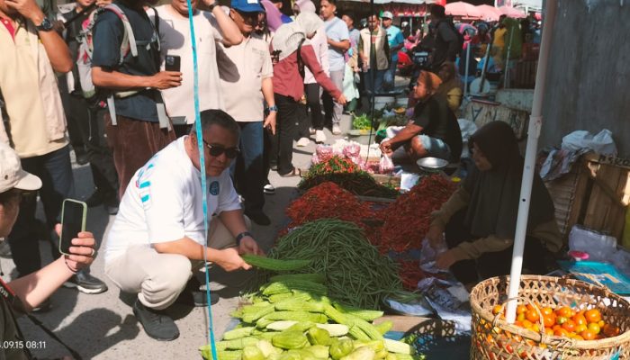 Selain Komoditi dari Luar Daerah, Ahmad Ali Juga Sentil Pendidikan Gratis Tapi  Ortu Dibebankan Beli Baju Seragam dan Buku