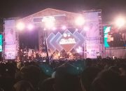 Dimeriahkan Dewa 19, Puluhan Ribu Warga Padati Konser BerAmal di GOR Kilongan 