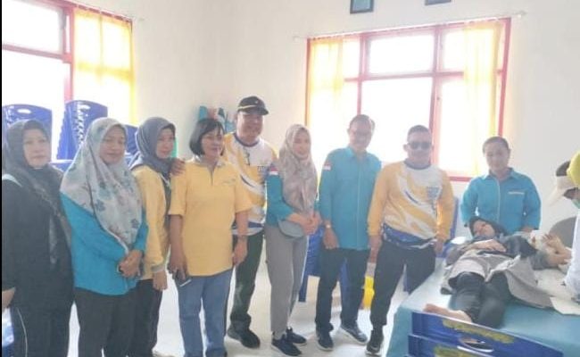 Dinas P2KBP3A Banggai Beri Pelayanan KB Gratis di HUT ke 12 Luwuk Selatan