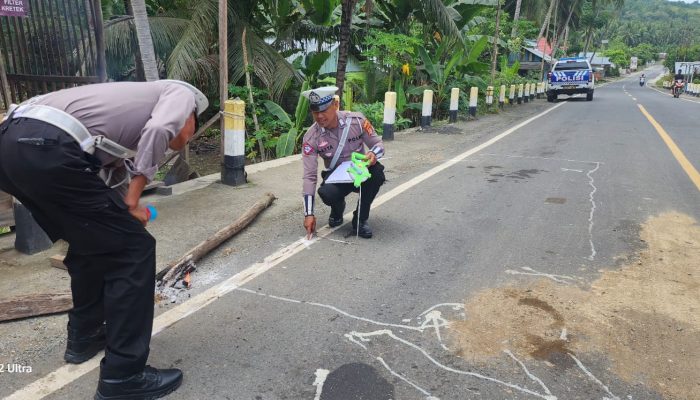 Innalilahi, 2 Pemuda Berboncengan Tewas Usai Tabrak Truk Parkir di Bunta 