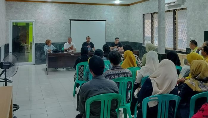 Kadispar Banggai Undang Kepsek Tingkatkan Kualitas Busana Daur Ulang Siswa Jelang Fashion Show