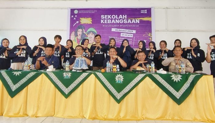 Gandeng FEB UMLB, Mafindo Gelar Program Tular Nalar 3.0 Sekolah Kebangsaan di SMAN 2 Luwuk