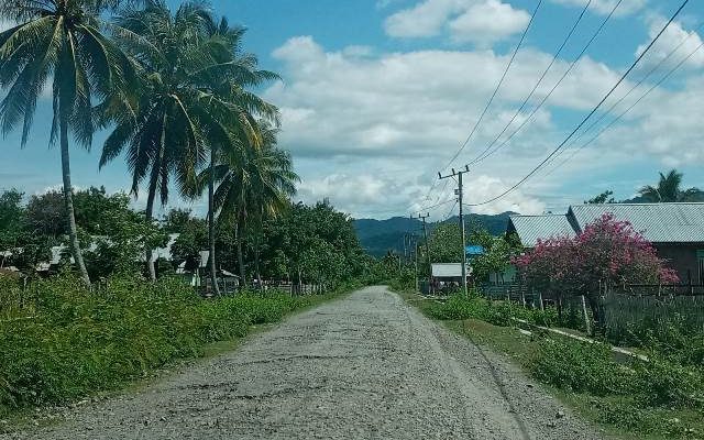 Memprihatinkan! Jalan Menuju Trans Mayayap Bualemo Rusak Parah, Belum Ada Tanda-tanda Perbaikan