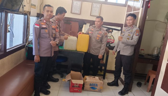 Polisi Gagalkan Kiriman 40 Liter Cap Tikus ke Bangkep Melalui Pelabuhan Luwuk