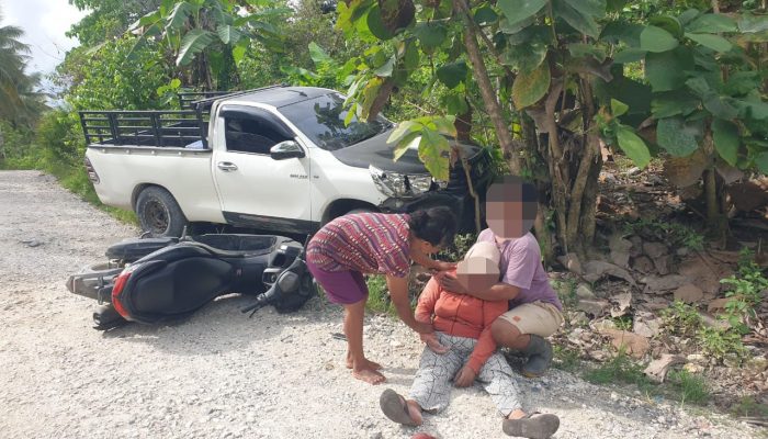 Gegara Jalan Rusak! Lakalantas Terjadi di Luwuk Timur: NMAX Vs Hilux, Korban Dirujuk ke RSUD Luwuk 