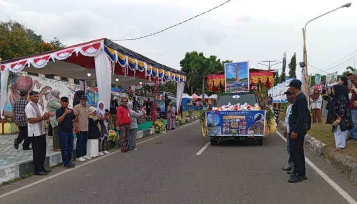 Sambut HUT ke-25,  Pemda Bangkep Gelar Pawai Karnaval