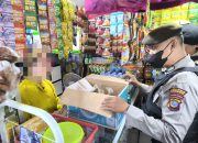 Mama Muda di Luwuk Selatan Kedapatan Jual Miras, Belasan Kantong Cap Tikus Diamankan Polisi