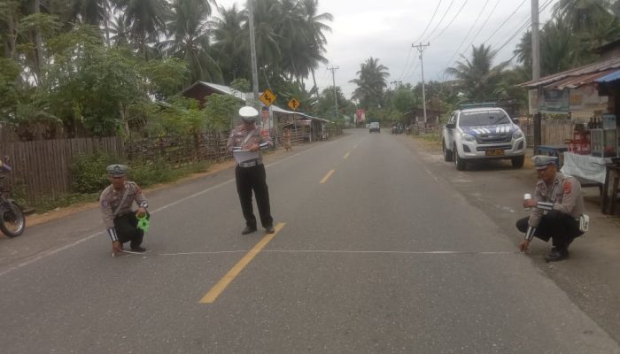 Laka Maut Motor Vs Mobil Terjadi di Kintom, IRT Meregang Nyawa