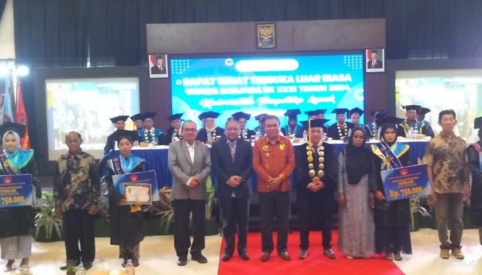 Selamat! Ini 7 Lulusan Terbaik di Wisuda Untika Luwuk, Dandi Abidina Tertinggi