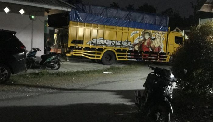 Viral! Rencana Bagi-bagi Bantuan di Lobu Diduga Libatkan Camat dan Kades Tuai Sorotan Publik