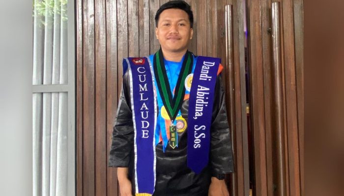 Cerita Dandi Abidina Presiden Mahasiswa Untika Raih IPK Tertinggi, Kerja Harian Demi Daftar Kuliah 