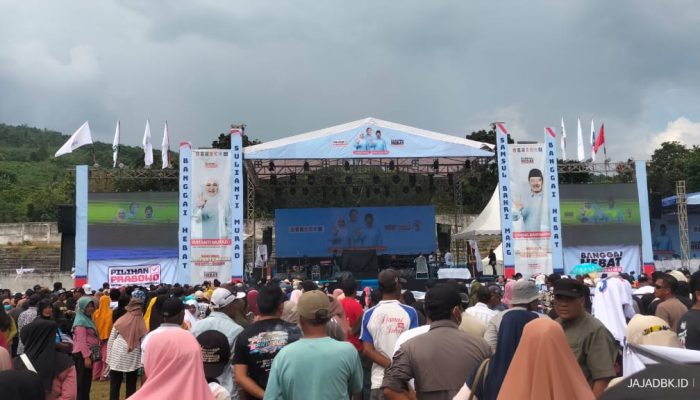 Ribuan Warga Terus Berdatangan Hadiri Kampanye Banggai Hebat Sulianti-Obama