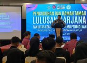 Pesan WR II Unismuh Luwuk kepada Lulusan FKIP: Jangan Berpuas Diri, Teruslah Belajar!