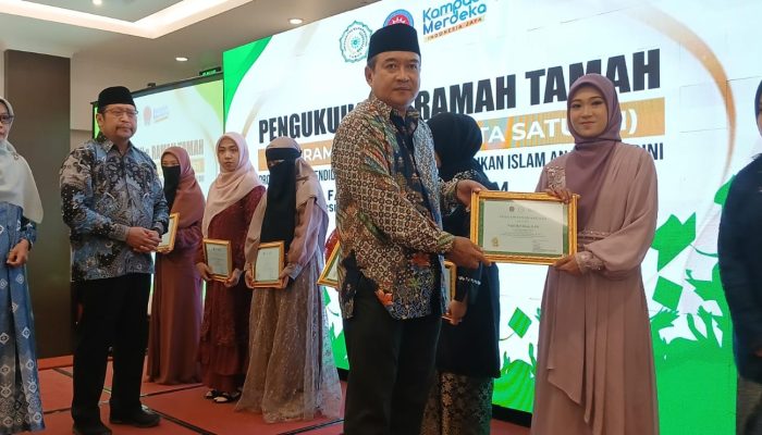 Wakil Rektor II Unismuh Luwuk Ingatkan Alumni FAI, Terus Asah Kemampuan Diri!