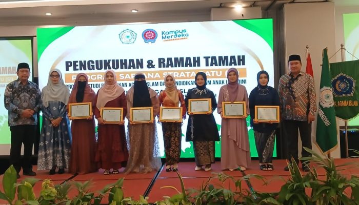 Selamat! Ini 7 Lulusan Terbaik di Yudisium FAI Unismuh Luwuk, Kartika Torehkan IPK Tertinggi 3,86