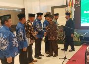 Dr. Farid Haluti Resmi Kembali Jabat Ketua BPH Unismuh Luwuk