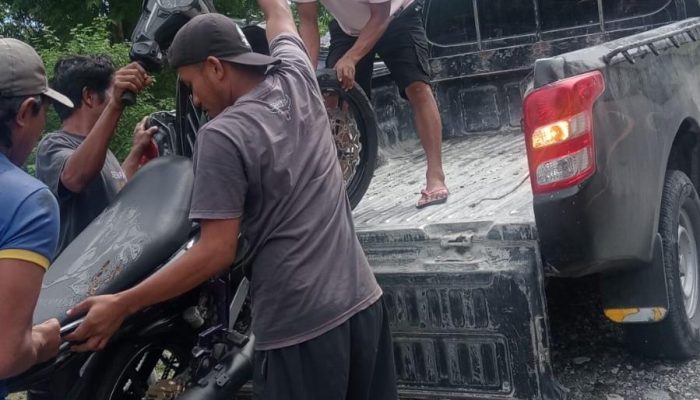 Laka Tunggal, Pemotor Tabrak Pembatas Jalan di Pagimana Akibat Rem Blong