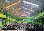 Bawakan Materi Pembekalan KKN Unismuh Luwuk, Satlantas Polres Banggai Harap Mahasiswa Jadi Pelopor Keselamatan Berlalu Lintas