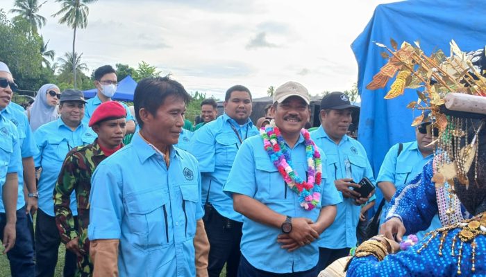 Disambut Tarian Bali, Rektor Unismuh Luwuk Buka Expo KKN Angkatan XXXVII di Bualemo