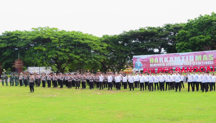 Jelang Putusan MK, Polres Banggai Gelar Apel Gabungan Bersama TNI