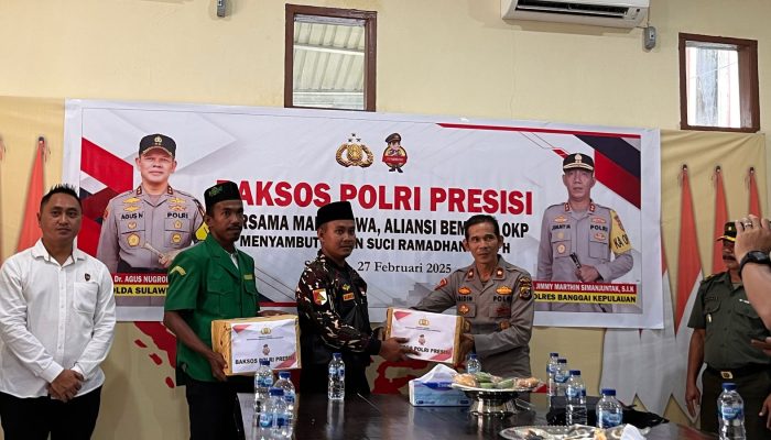 Sambut Ramadan 1446 H, Polres Bangkep Gelar Baksos Polri Presisi Bersama Mahasiswa dan OKP