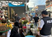 Polres Banggai Sidak Pasar Simpong, Pastikan Stok dan Harga Bahan Pokok Aman Selama Ramadhan