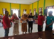 Cair! Enam KPM Terima BLT-DD Tahap Pertama, Ini Pesan Kepala Desa Luk