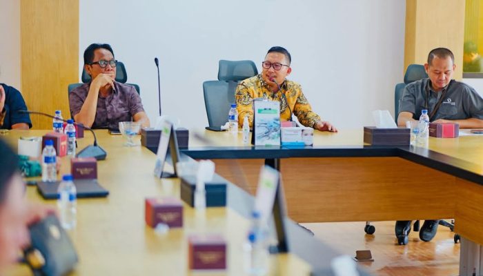 Ketua DPRD Banggai Hadiri Studi Tiru Pengelolaan PI 10% di Jawa Barat