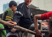 Kelaparan Gaza, Kebutuhan Persatuan Umat Makin Mendesak