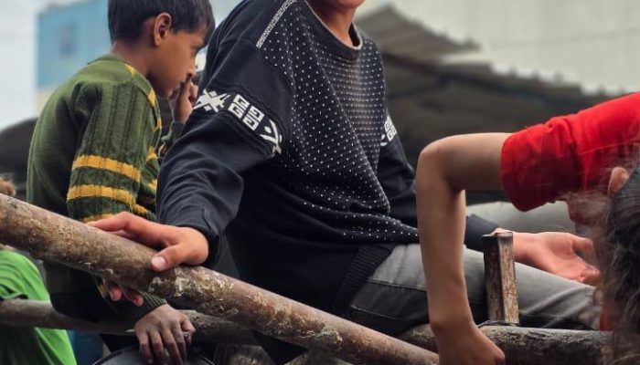 Kelaparan Gaza, Kebutuhan Persatuan Umat Makin Mendesak