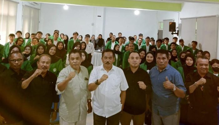 Dibuka Rektor, 75 Mahasiswa FISIP Unismuh Luwuk Ikuti Pembekalan Magang Kerja Mandiri